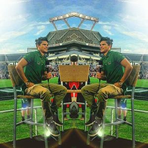 Meet your Posher, Derek